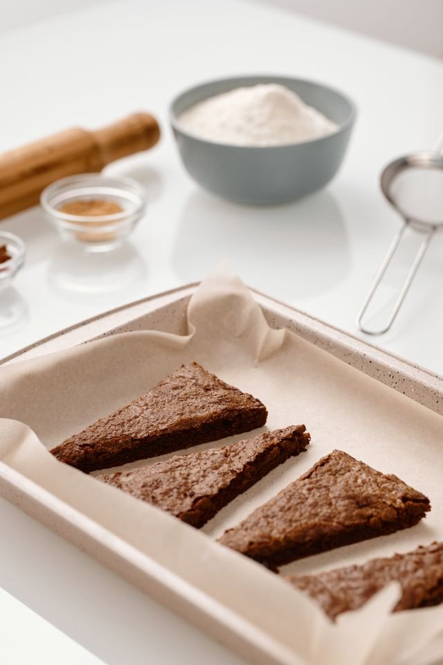 Stoneware Rectangular Baking Dish, Cream
