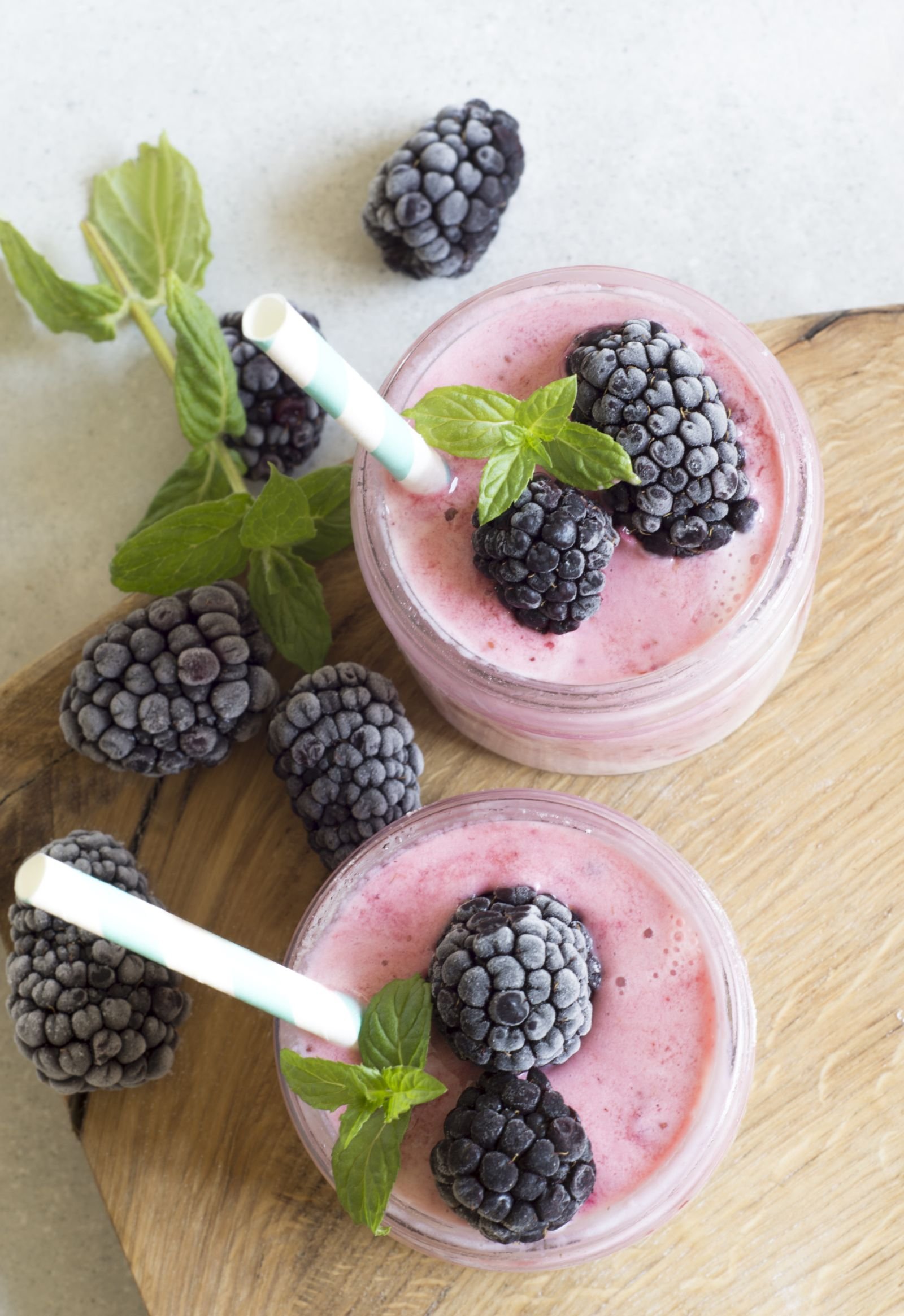 Blackberry Mint Smoothie
