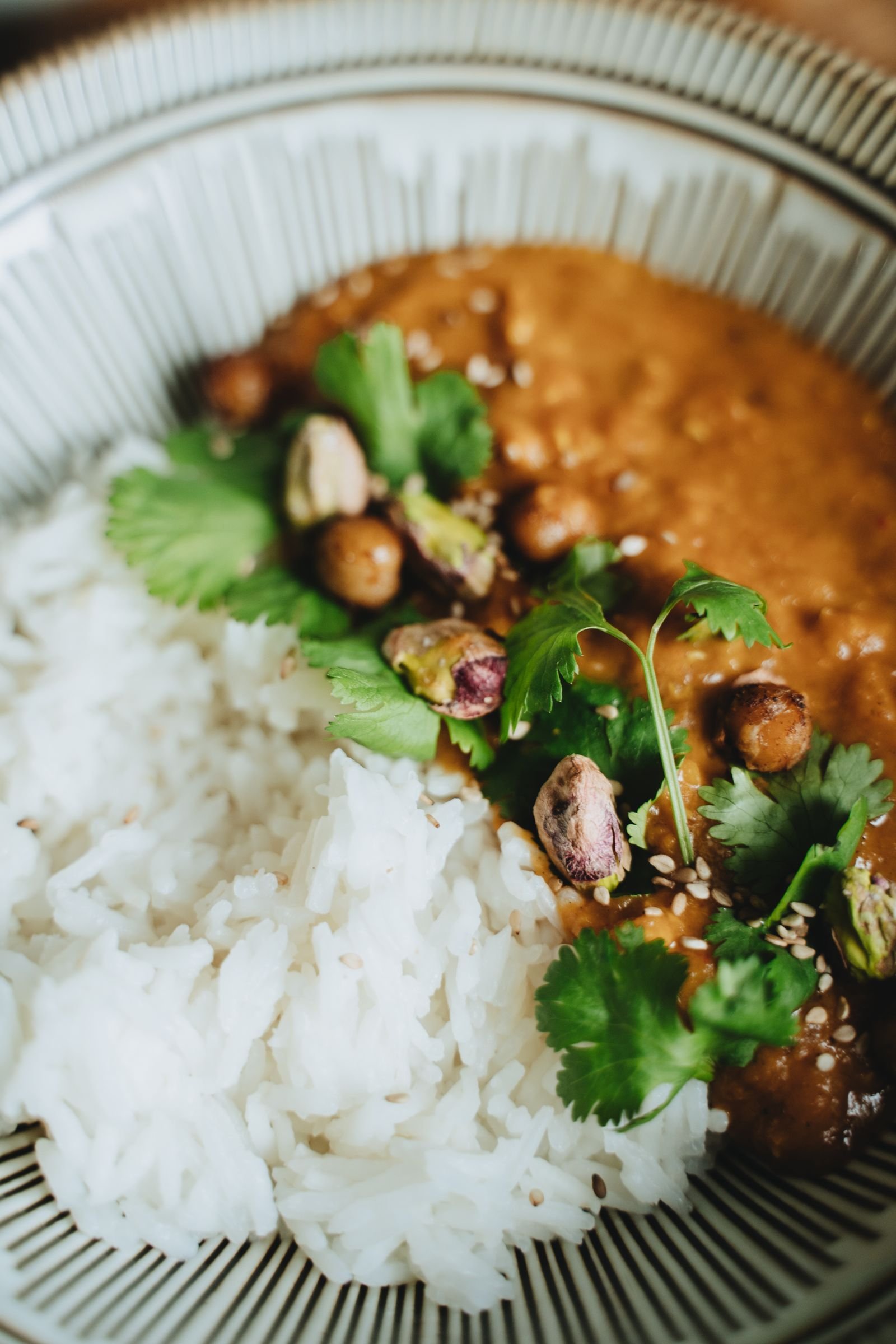 Creamy Chickpea Curry with Rice and Pistachios