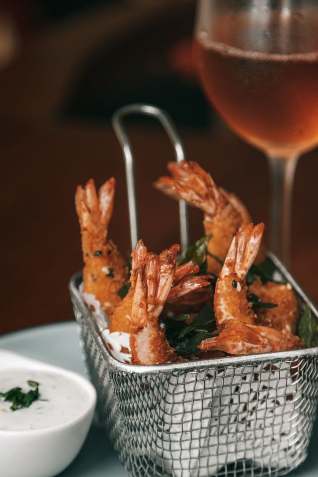 Crispy Fried Shrimp with Herb Dip