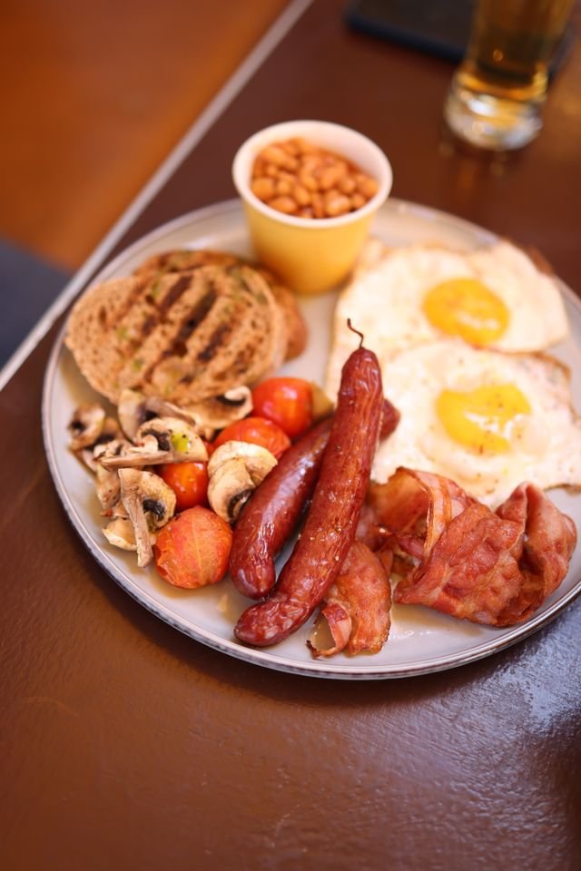 Full Breakfast Fry-Up Plate