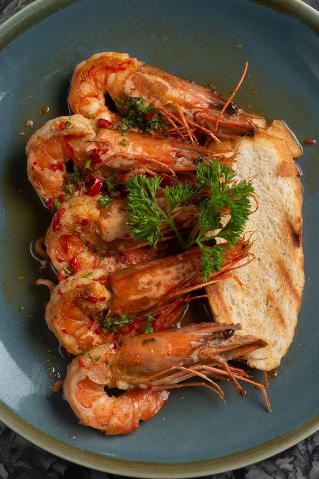 Garlic Chili Prawns with Grilled Toast