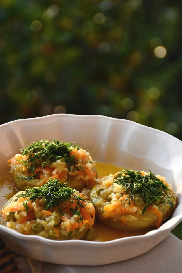 Olive Oil Braised Artichokes with Rice, Peas and Dill