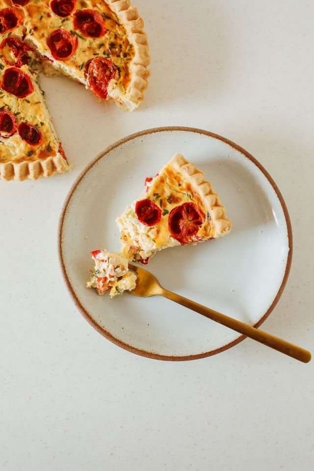 Roasted Tomato and Herb Quiche