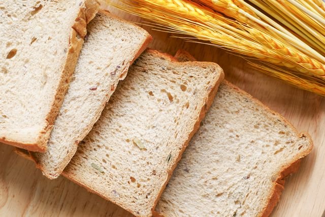 Sliced Multigrain Sandwich Bread