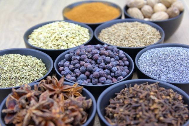Whole spices