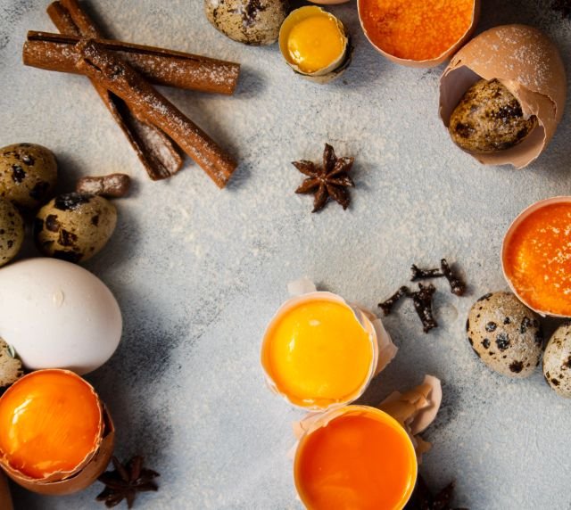 Eggs, cinnamon and star anise